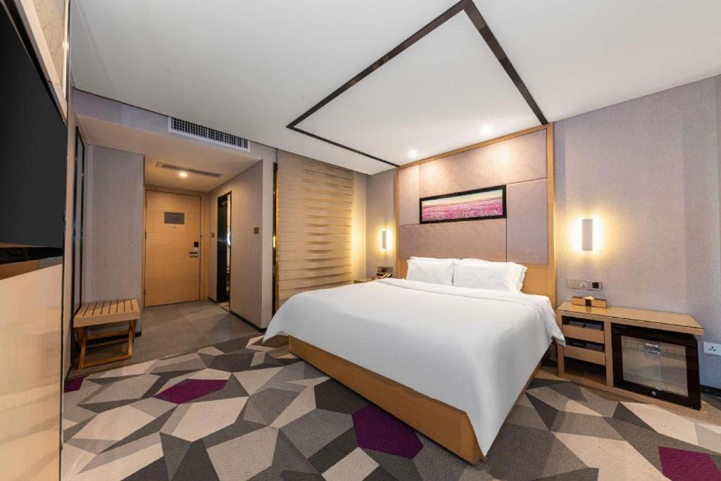 Lavande Hotel Nanchang Ai XI Hu Subway East Station Branch Eksteriør bilde