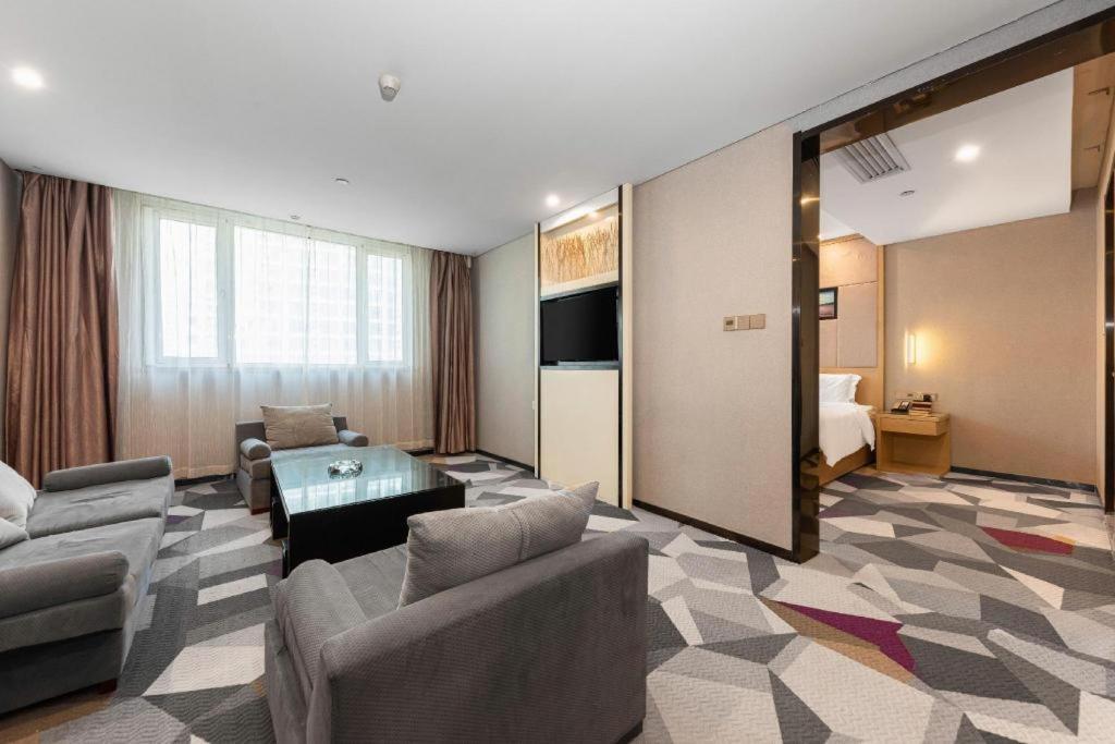 Lavande Hotel Nanchang Ai XI Hu Subway East Station Branch Eksteriør bilde